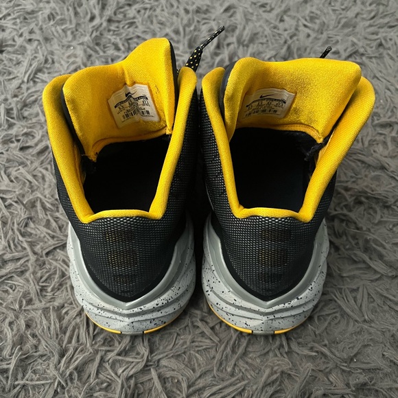 Rare Nike Hyperdunk Paul George 2014 “Pacers” Size 10 - Picture 2 of 7